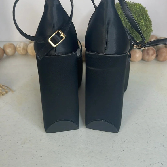 AZALEA WANG TOUCH THE SKY WEDGE SANDAL IN Black Sz 9 - Picture 5 of 9